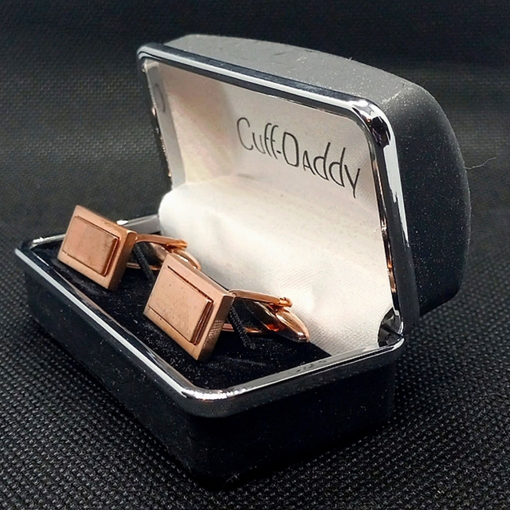 New in Box Cuff-Daddy Cuff Links - Picture 3 of 4
